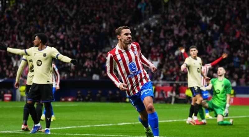 Canh bạc chiến thuật của Hansi Flick cứu FC Barcelona khỏi cú sảy chân 3 Barcelona gục ngã trước ngưỡng cửa kỳ tích