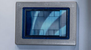 Diện mạo Chip AI MTIA 400 của Meta