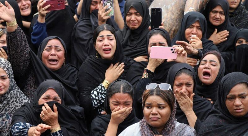 Du học sinh đứng ngồi không yên tại Iran