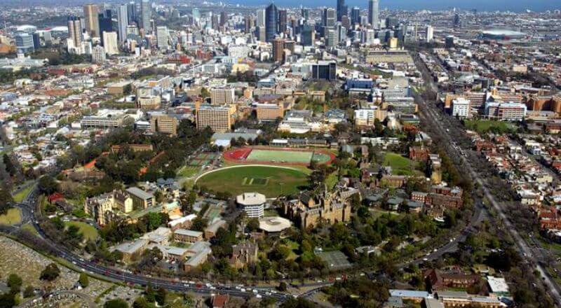 Góc nhìn trường Đại học Melbourne, Australia từ trên cao