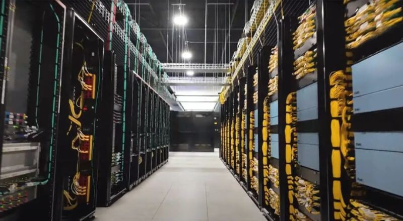 Hình ảnh không gian bên trong trung tâm dữ liệu của Oracle