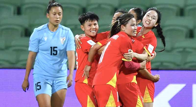 hlv mai đức trung lý giải trận thua của tuyển nữ việt nam