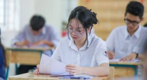 Học sinh lớp 10 tại Hà nội