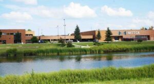 Học viện Thương mại và Công nghệ Manitoba vắng bóng du học sinh