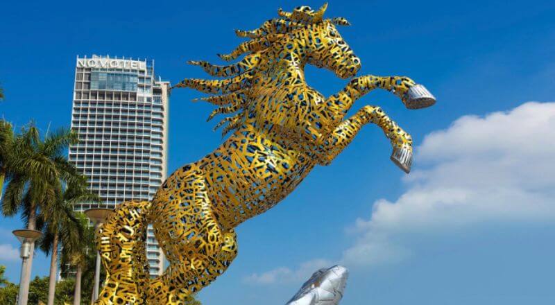 Mô hình Linh vật Kim Mã Hợp Nhất