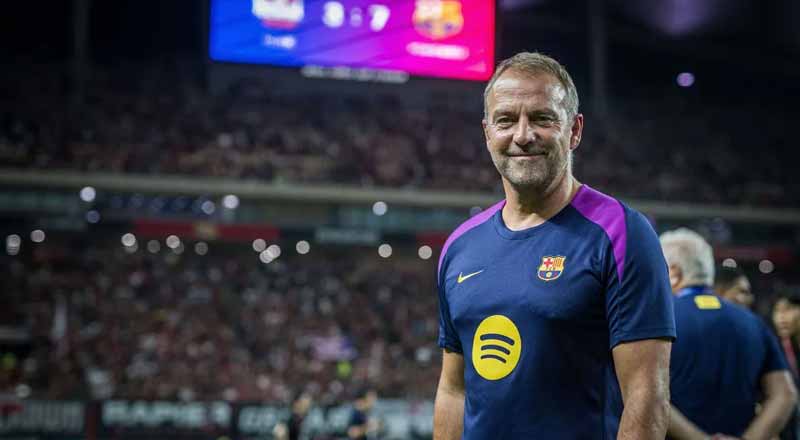 Canh bạc chiến thuật của Hansi Flick cứu FC Barcelona khỏi cú sảy chân 4 Nước cờ mạo hiểm của Hansi Flick