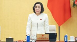Phó Chủ tịch Quốc hội Nguyễn Thị Thanh đang đóng góp ý kiến với quốc hội