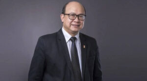 Phó giáo sư Huỳnh Quyết Thắng kiêm Giám đốc Đại học Bách khoa Hà Nội