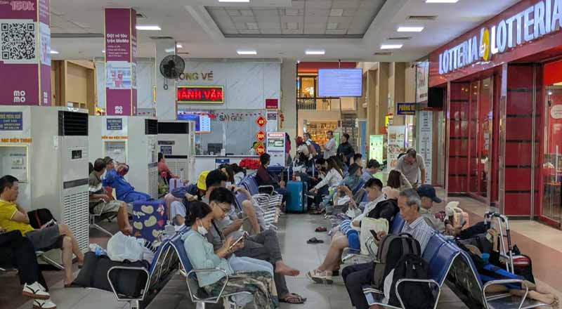 Sự cố sà lan tông cầu Ghềnh mới nhất