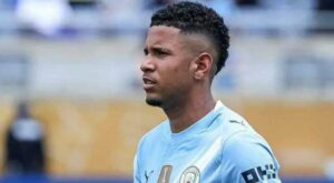 Tottenham nhắm Savinho giữa sóng gió Man City