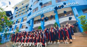 Trường Đại học Bách khoa TP HCM và các cử nhân