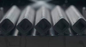 Vỏ Apple Watch Ultra được in 3D bằng nhôm