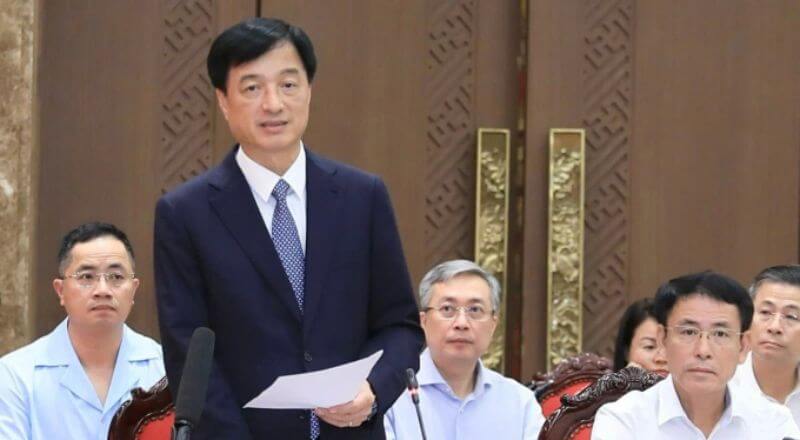 Bí thư Thành ủy Nguyễn Duy Ngọc đang phát biểu tại hội nghị